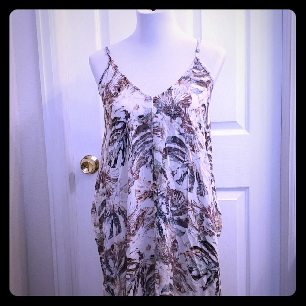 LoveStitch Maxi Dress with Pockets